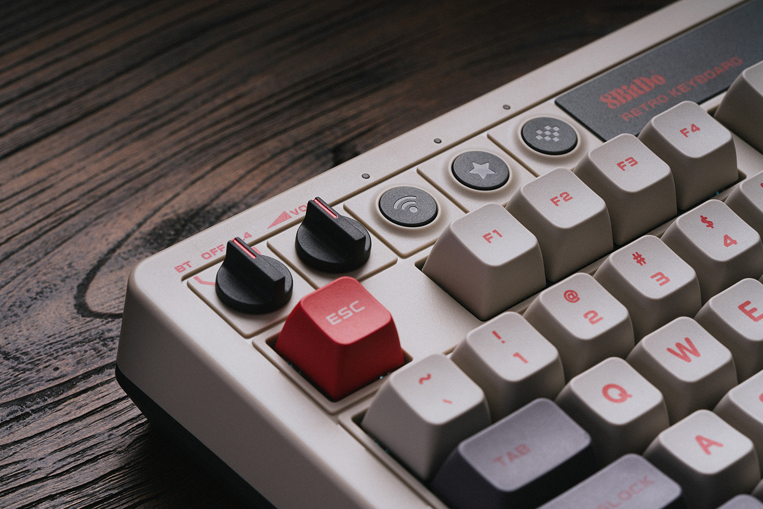 8Bitdo Retro mechanische Tasta – Gaming Keyboard Bluetooth Bewertung und Preis